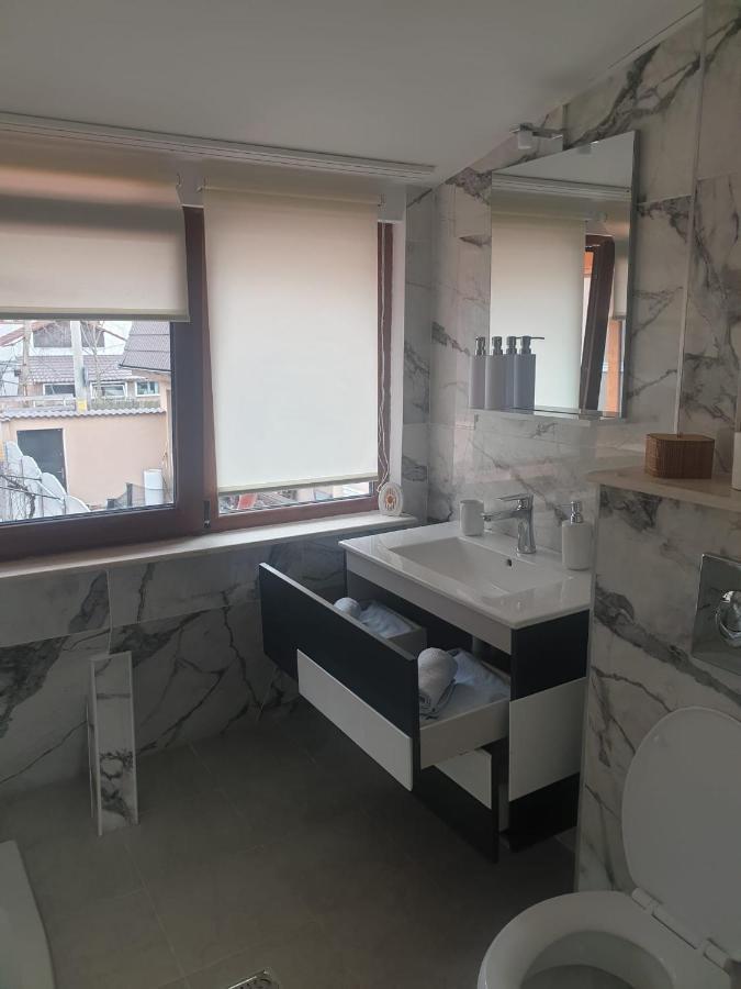 Lucky Residence Astra 1 Brasov Luaran gambar